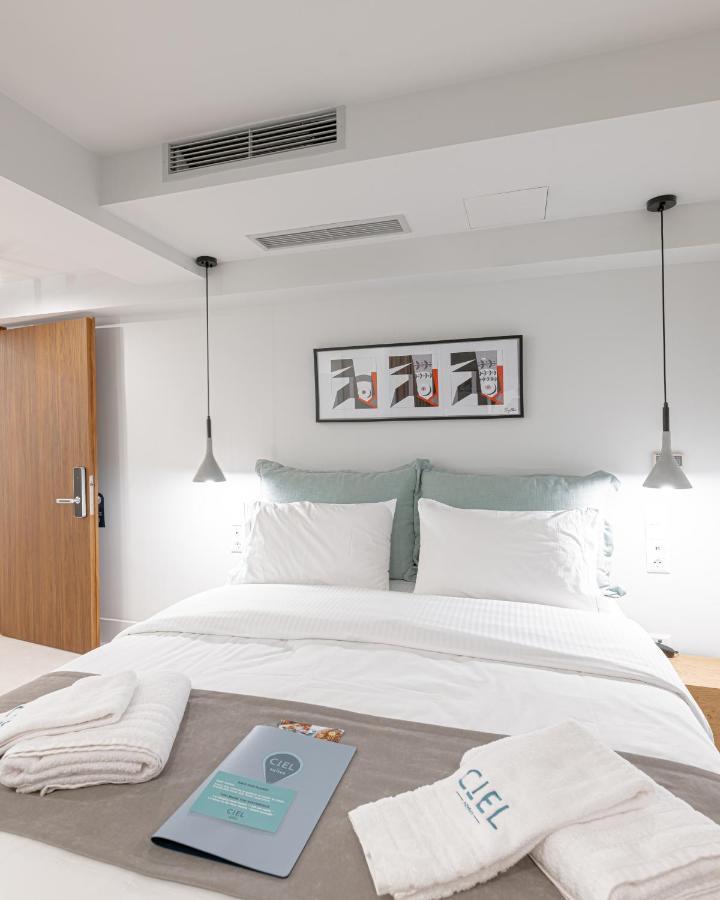 Ciel Suites Athena Bagian luar foto