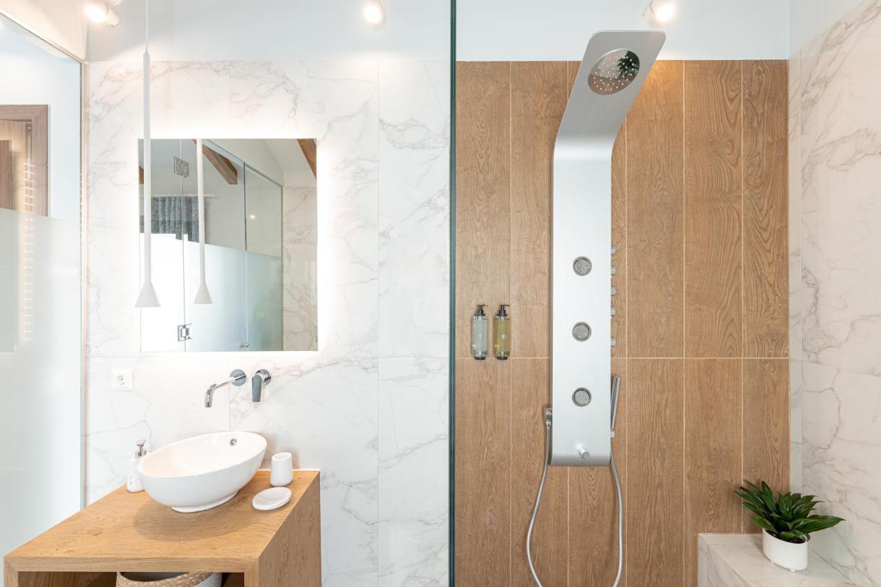 Ciel Suites Athena Bagian luar foto